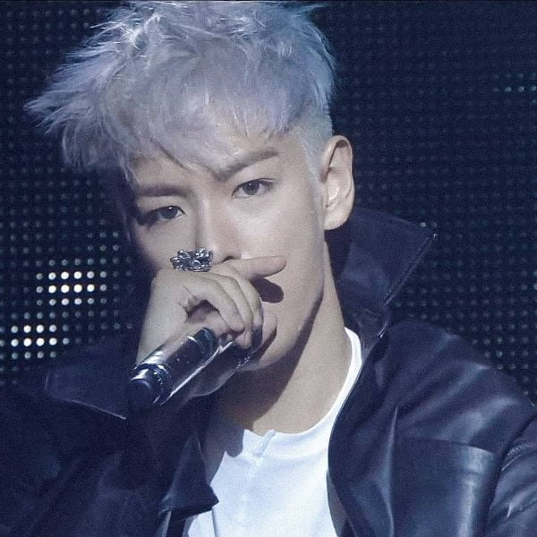 Nordic Ice Blonde Cropped Haircut for Korean Men