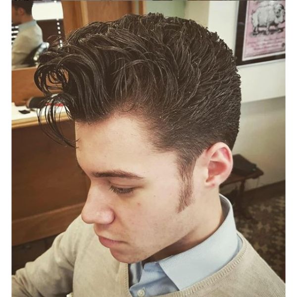  Textured Long Trim in Wavy Hair with Long Sideburns